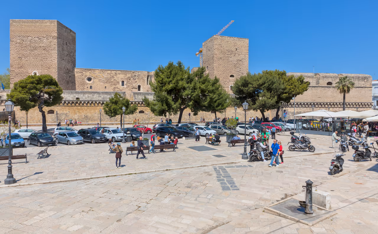 The Federico II di Svevia square and the castle, Bari
