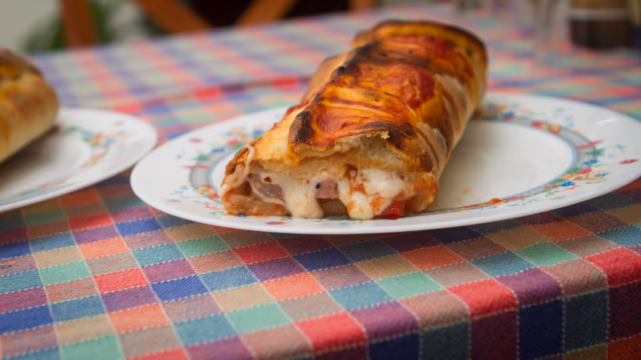 Fried stuffed dough food in Bari