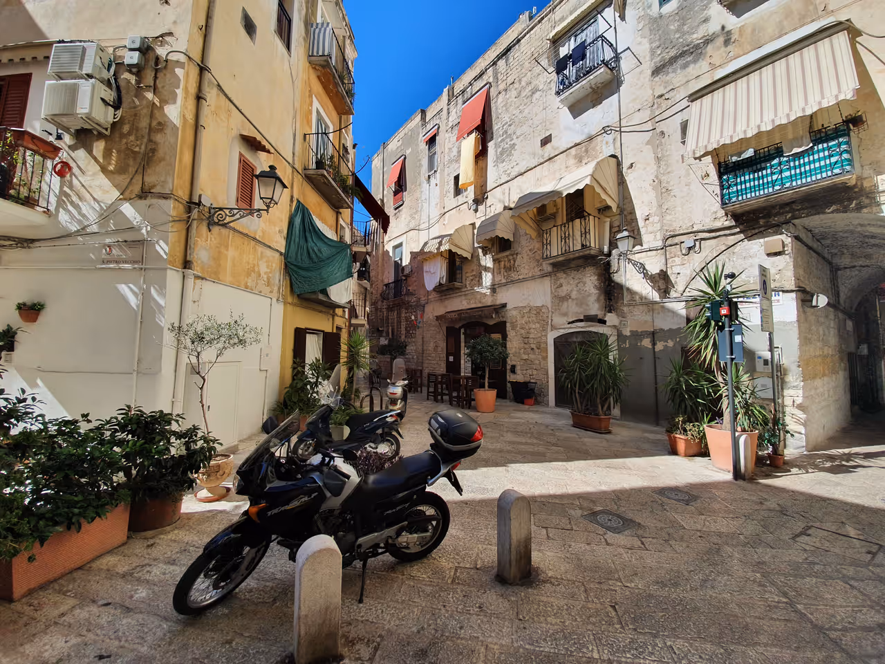 Apricot square in Bari