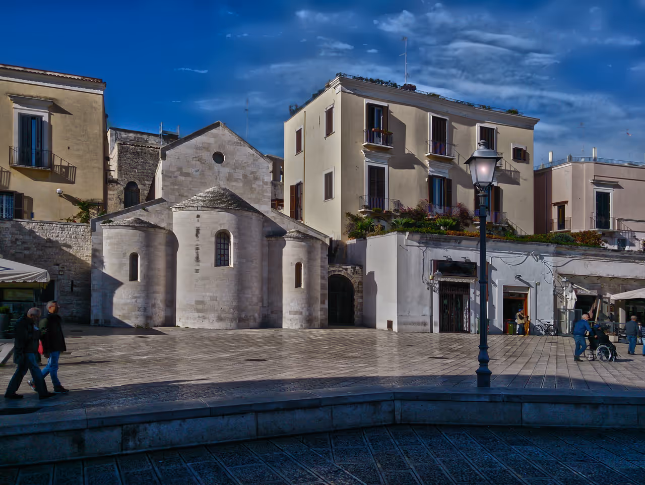 Ferrarese square in Bari