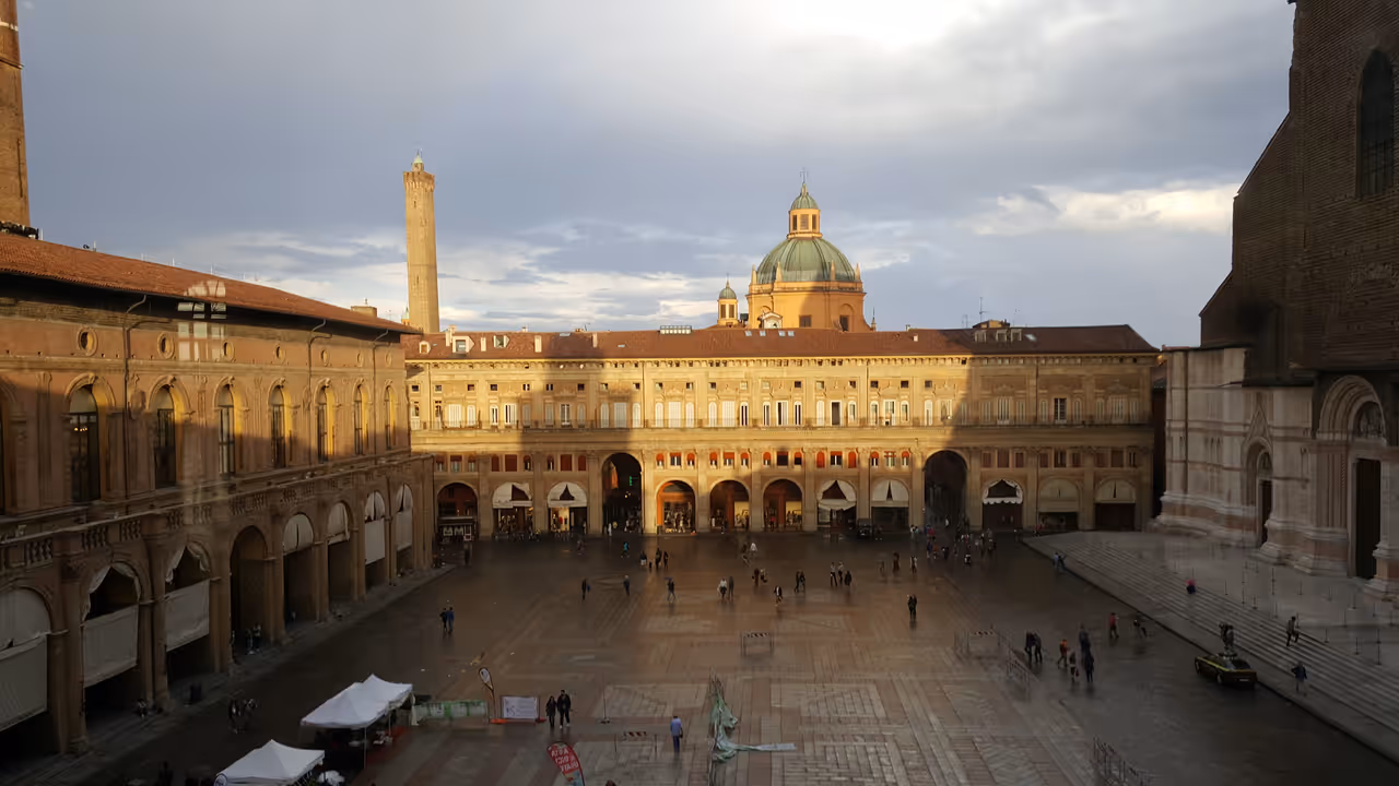 Piazza maggiore in Bologna