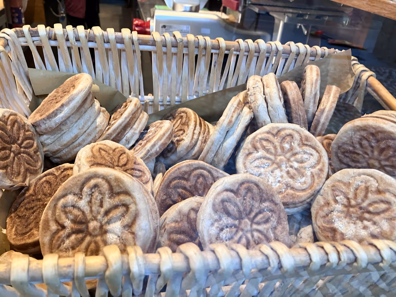 Tigelle bread food in Bologna