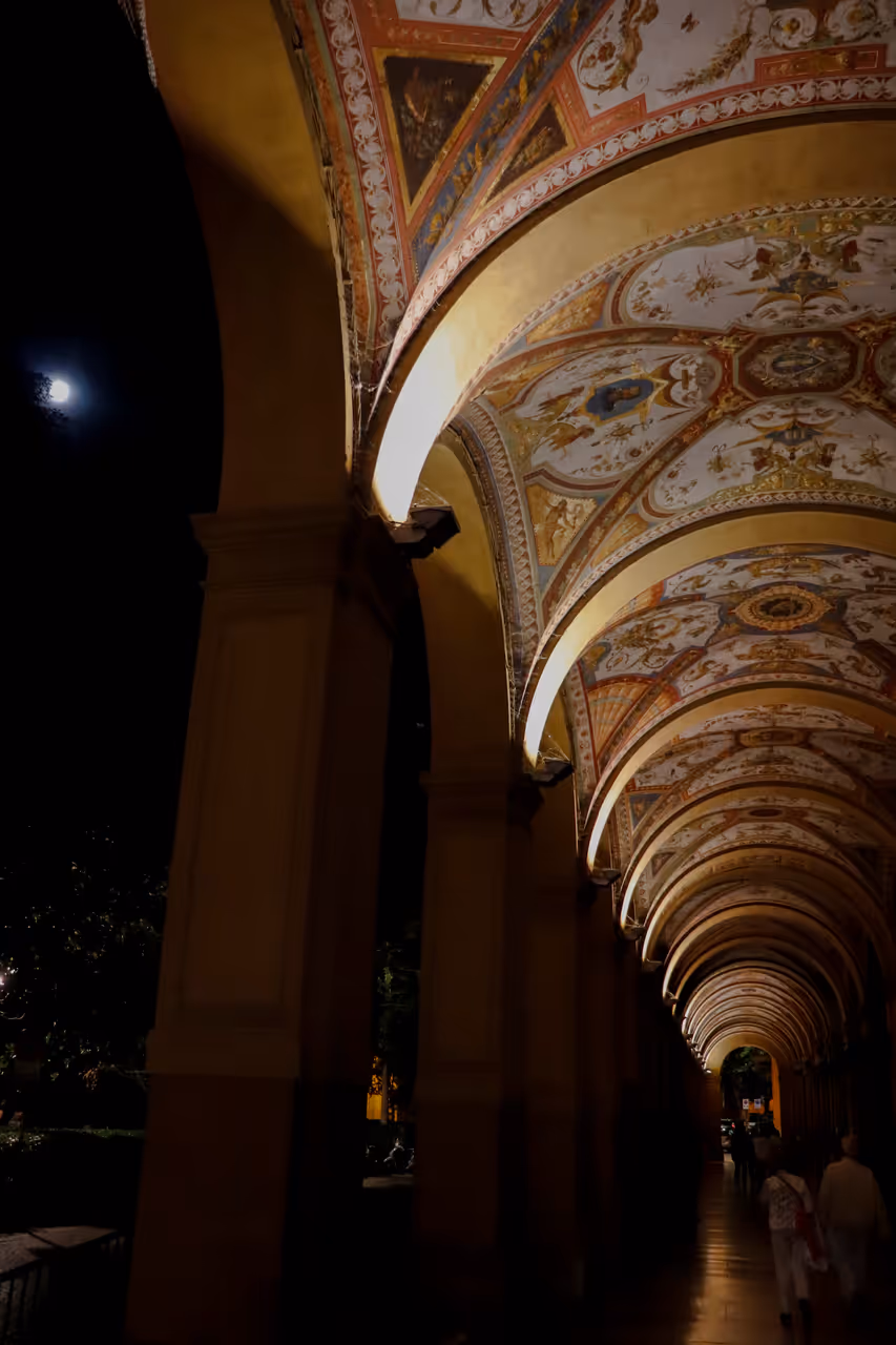 Cavour square porticoes in Bologna
