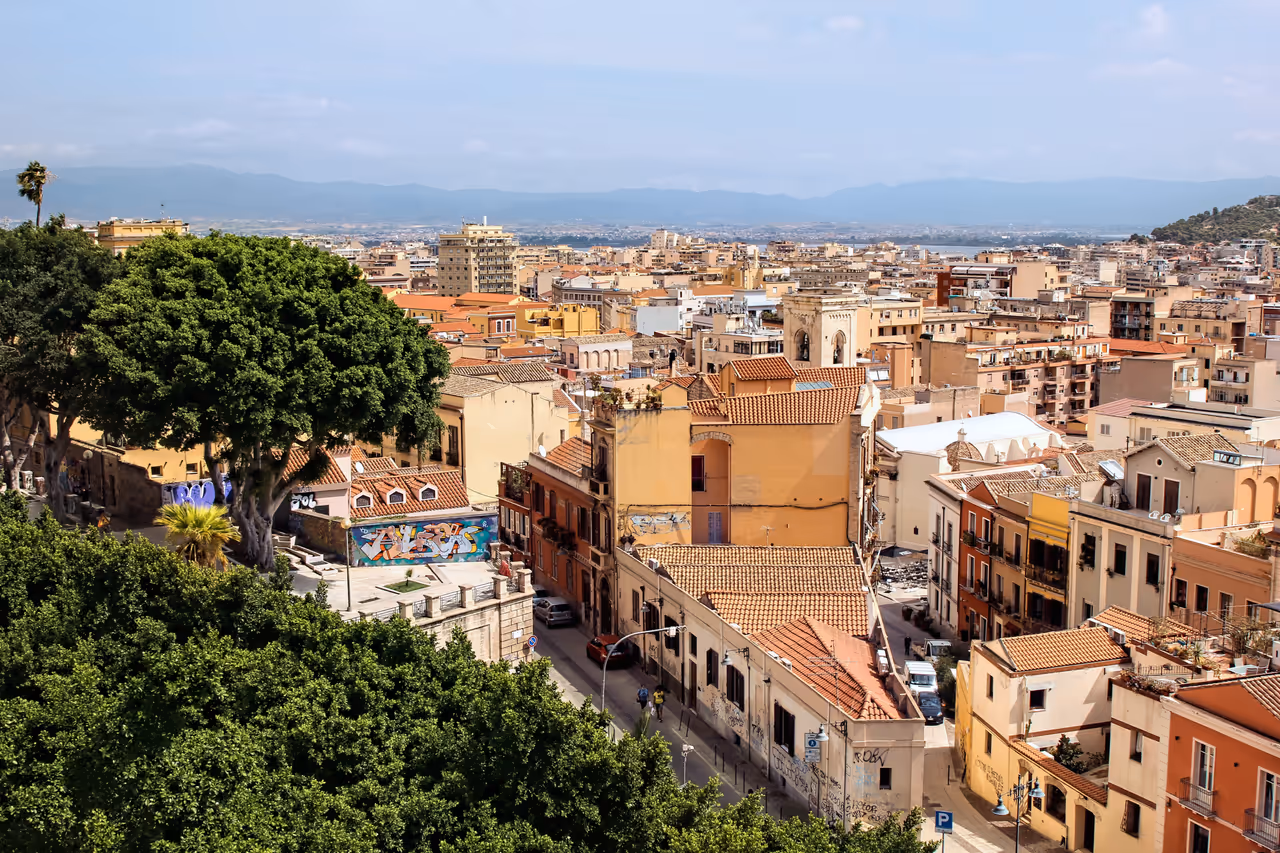 Walk the citadel walls free activity in Cagliari