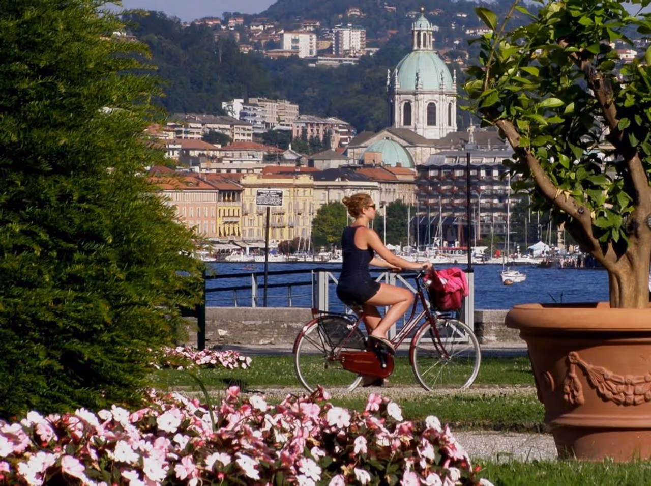 Cycling in Como