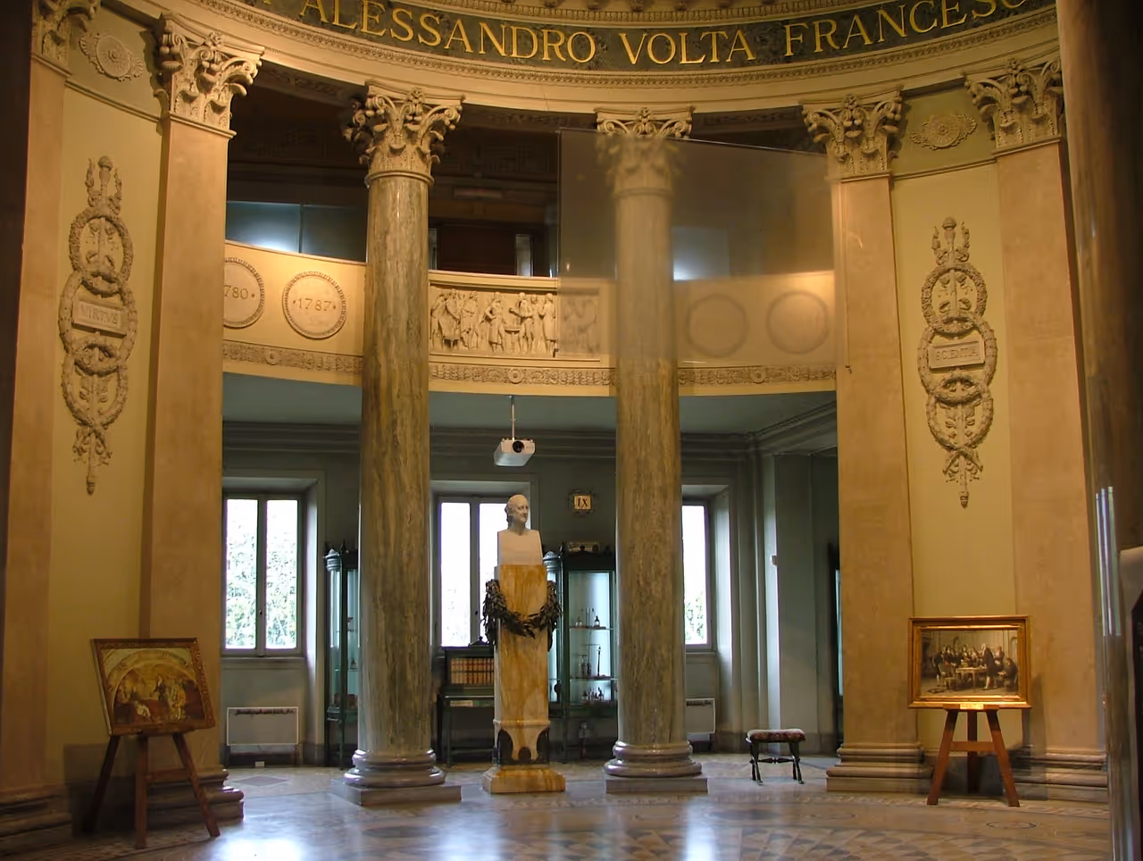 Volta temple in Como
