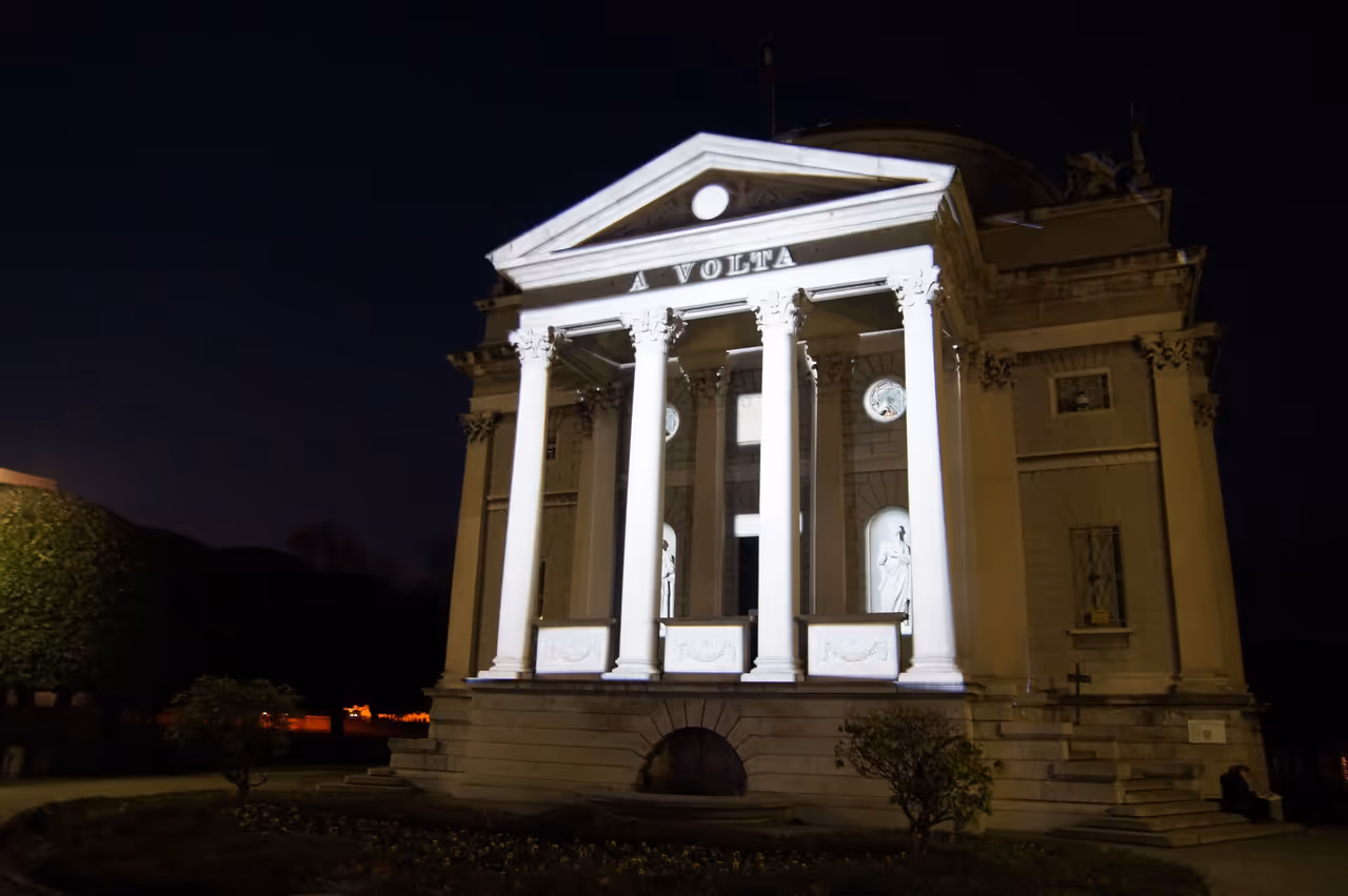 Volta temple in Como