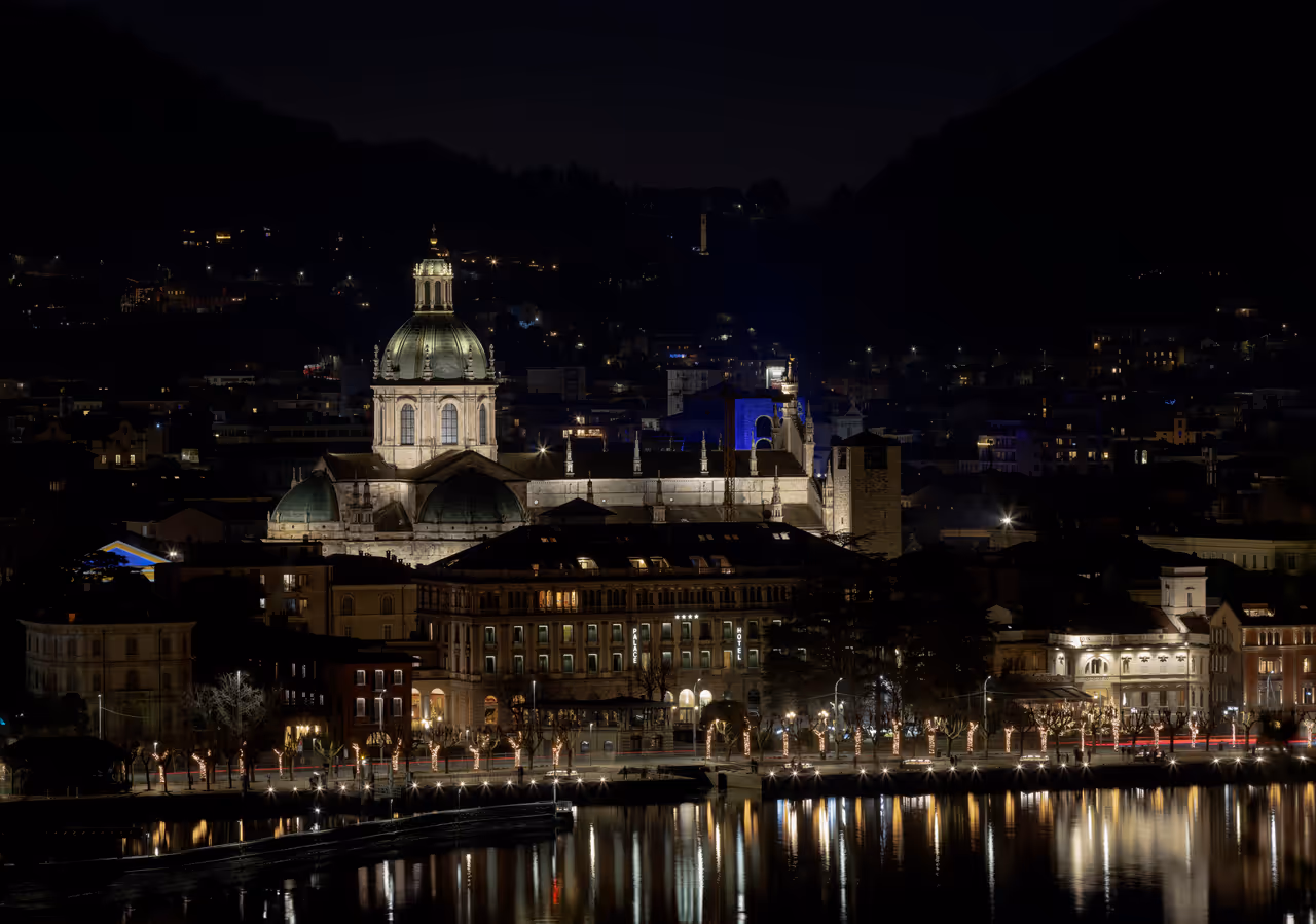 Como Cathedral Night Reflections