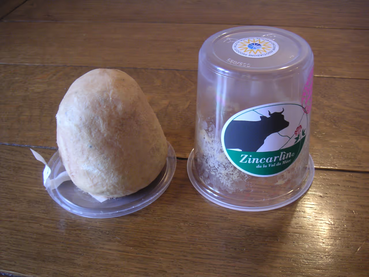 Zincarlin cheese food in Como