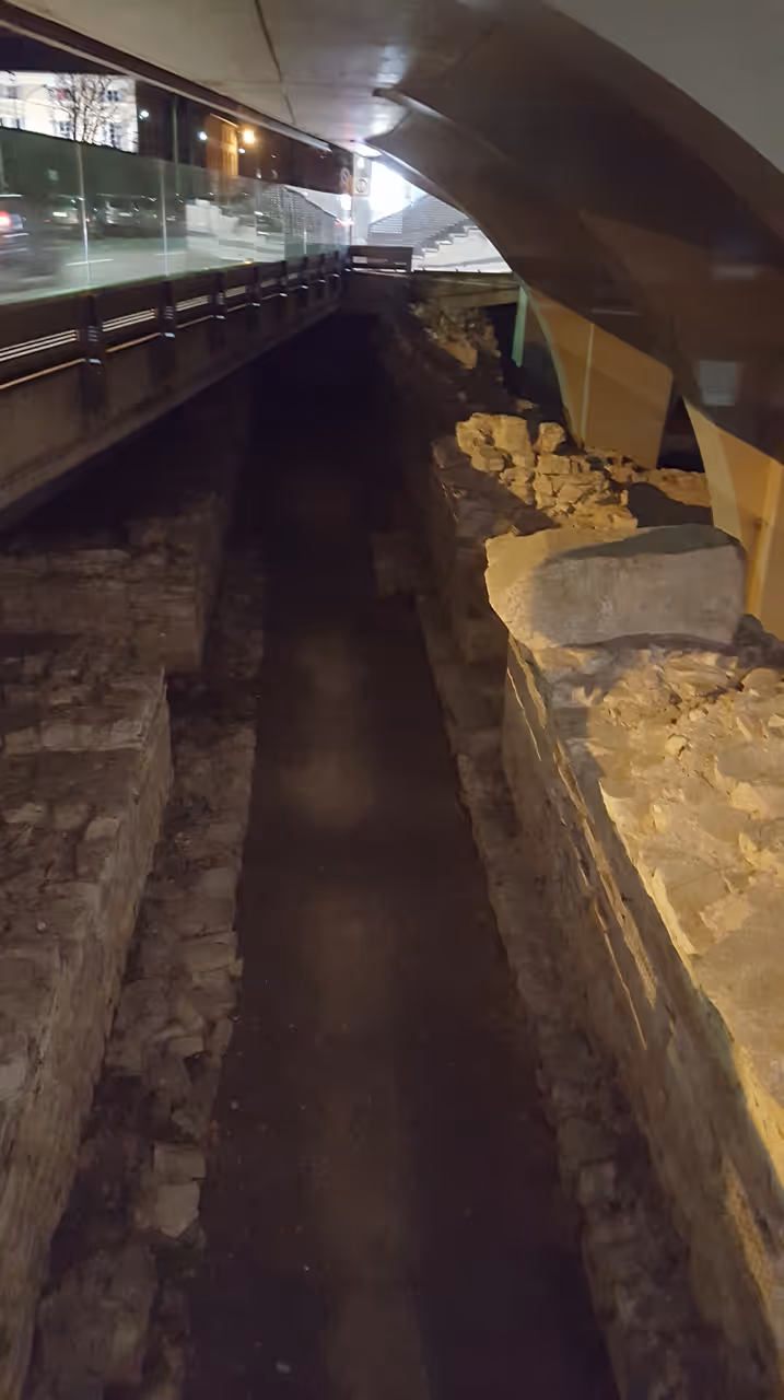 Roman thermal baths in Como