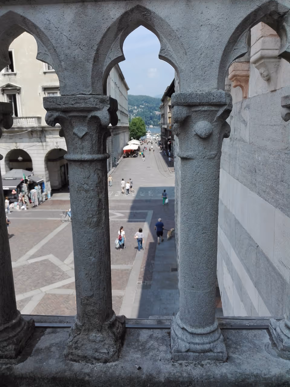 Cathedral square in Como