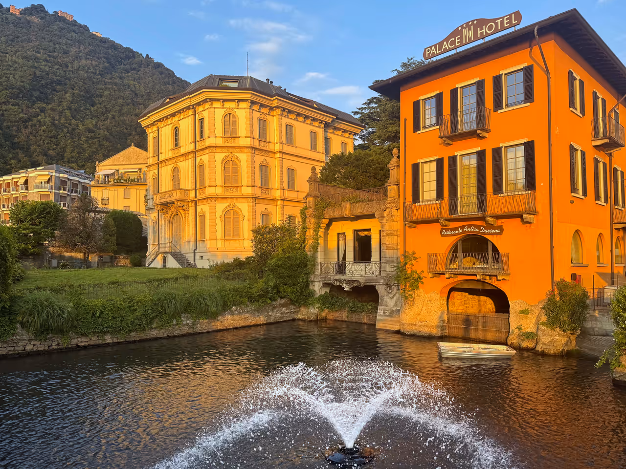 Kilometre of knowledge stroll in Como