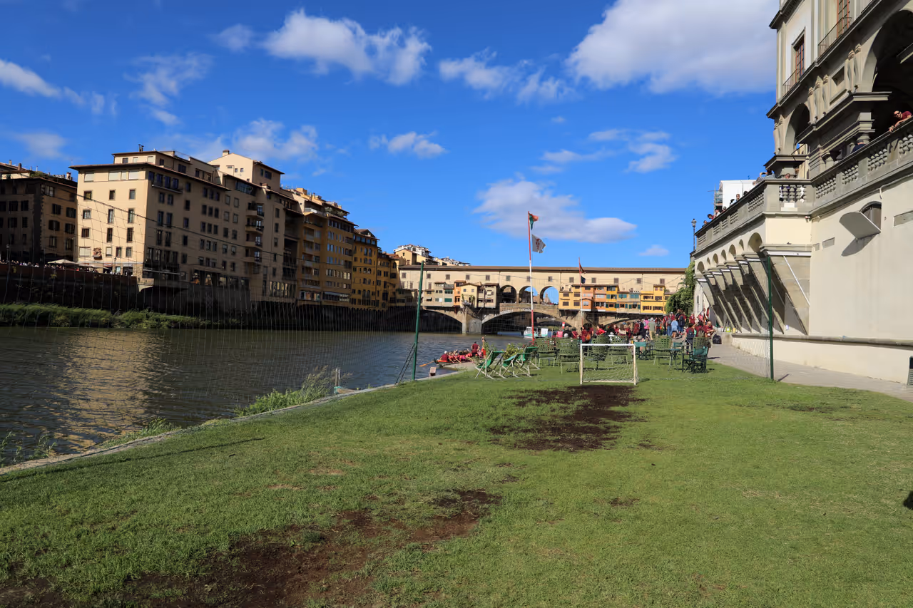 Rowing in Florence