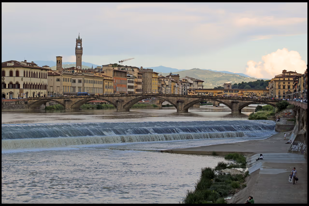 Bridges of the arno stroll in Florence