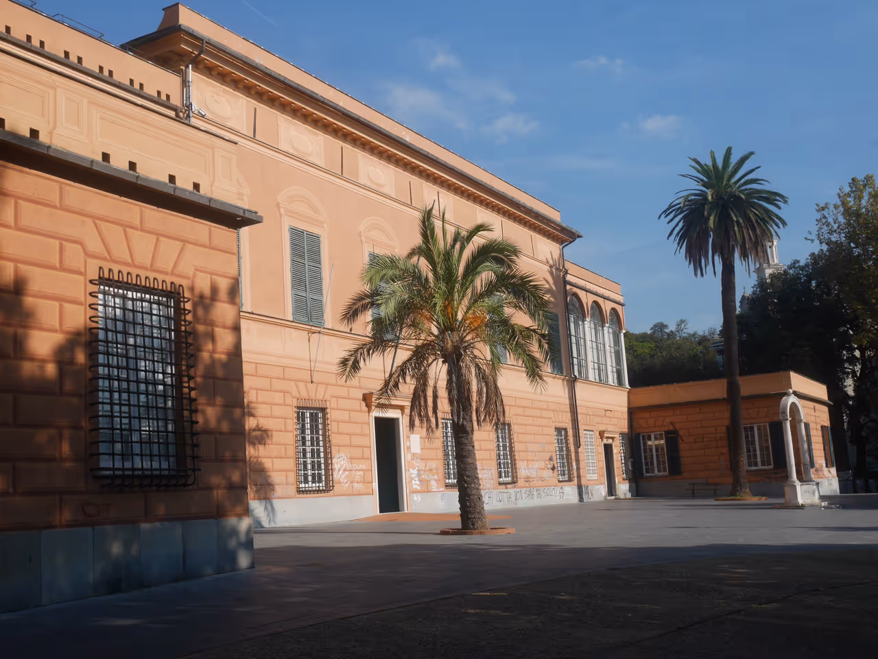 Explore CYCLING ROUTES in Genoa