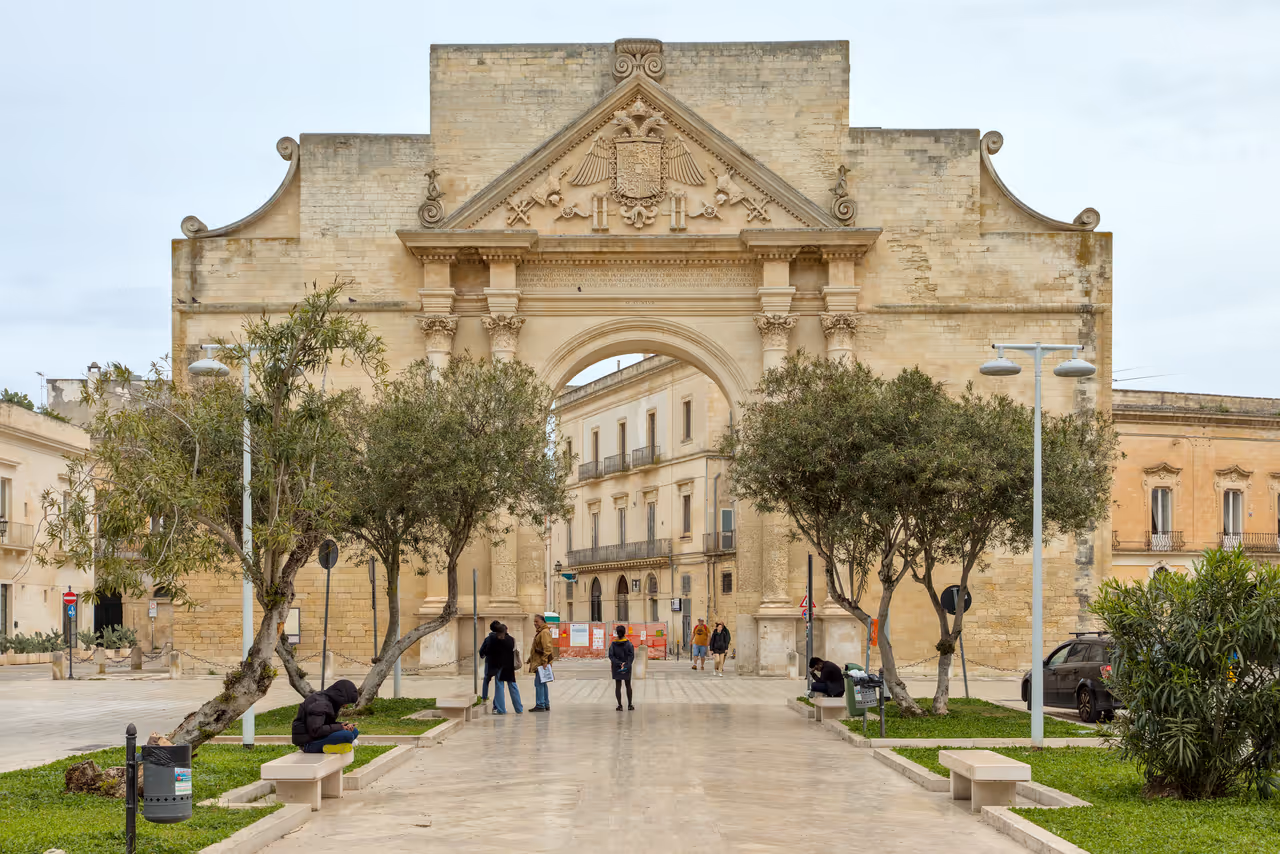 Neapolitan gate in Lecce