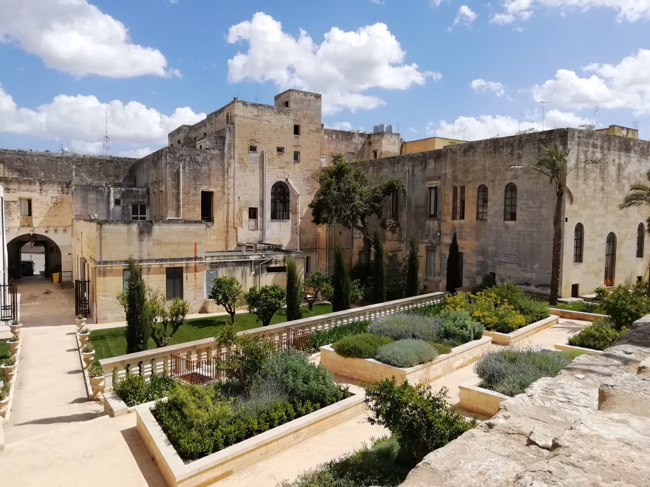 Walk the ancient city walls free activity in Lecce