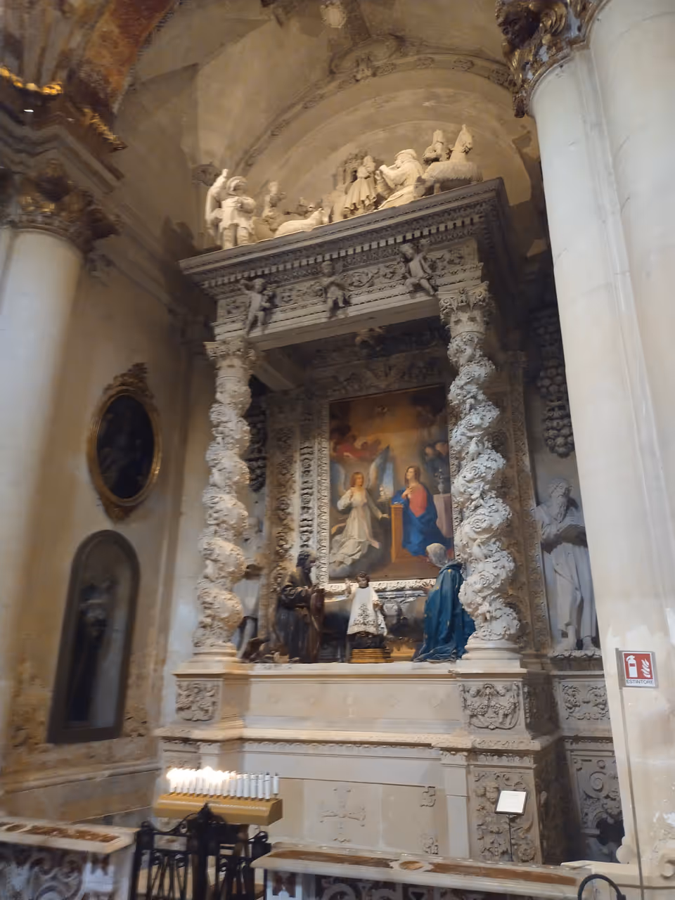 Nativity and puppet market market in Lecce