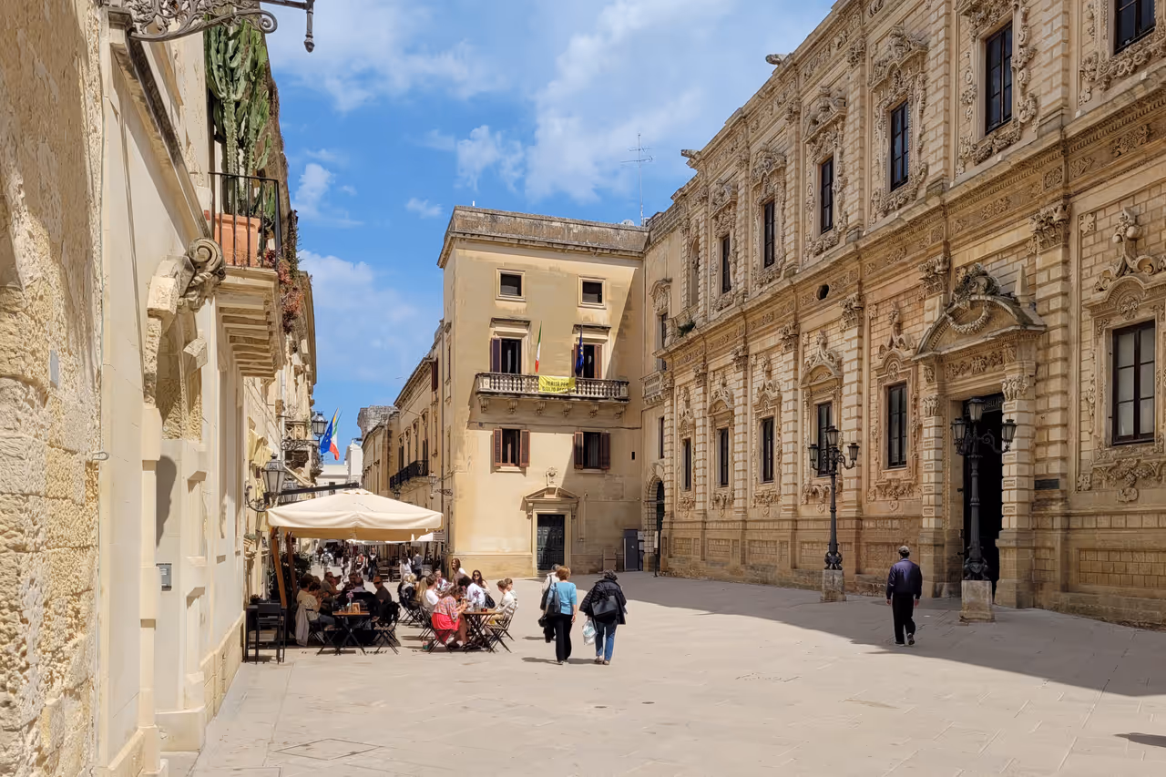 Via umberto i nightlife spot in Lecce