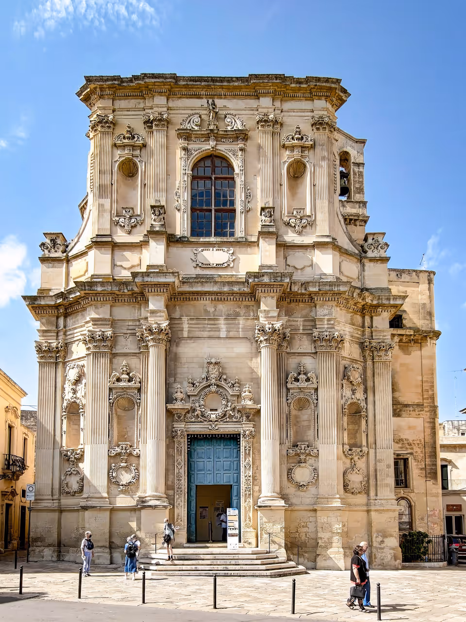 Piazzetta santa chiara in Lecce
