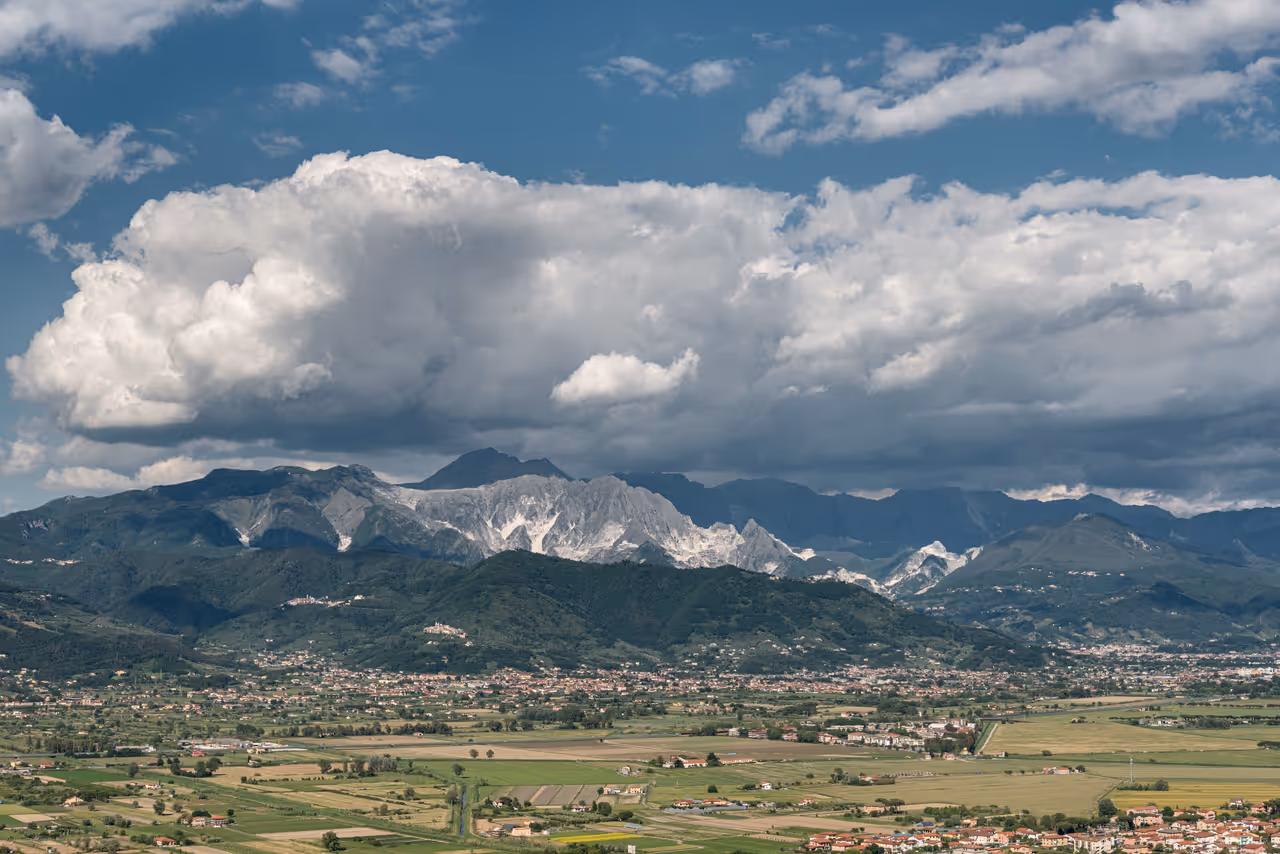 Hiking the apuane alps in Lucca