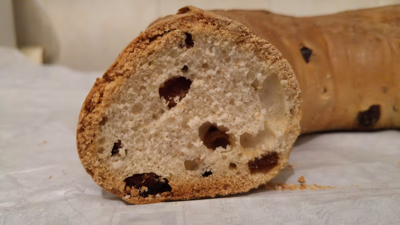 Buccellato food in Lucca
