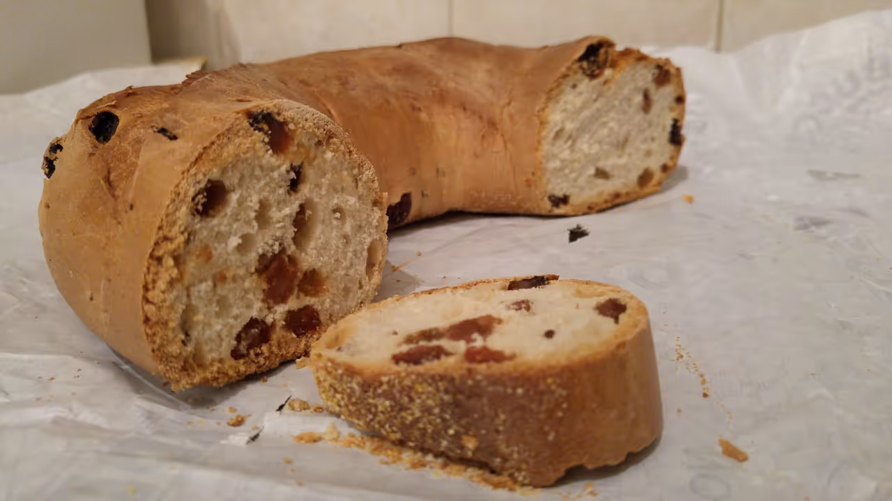 Buccellato food in Lucca