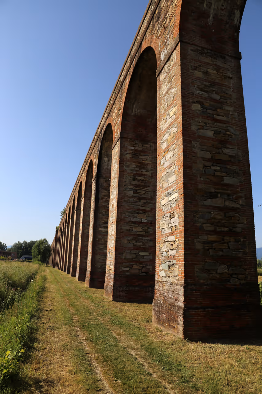 Nottolini aqueduct in Lucca