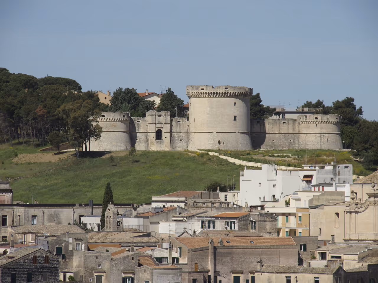 Castle park free activity in Matera