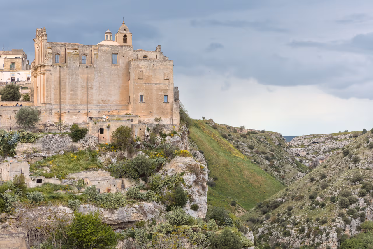 Hike the gravina gorge free activity in Matera