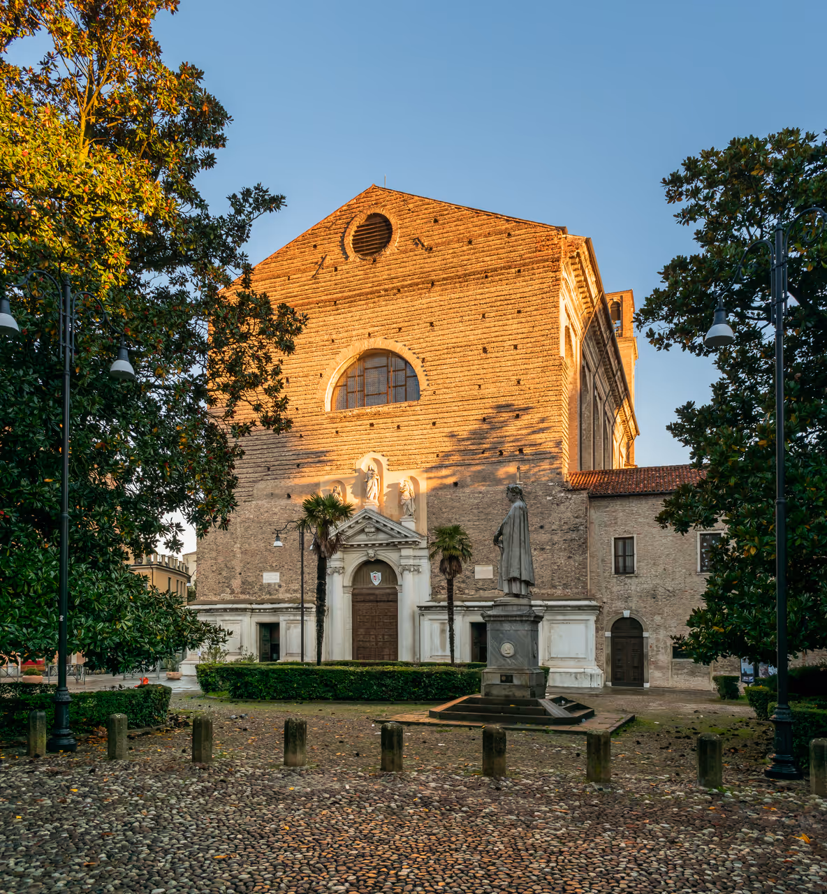 Autumn in highlight in Padua