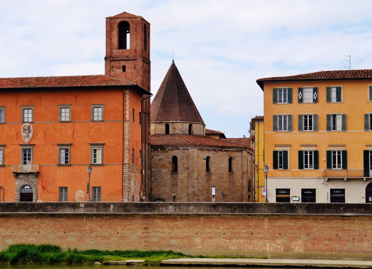Church of the holy sepulchre in Pisa
