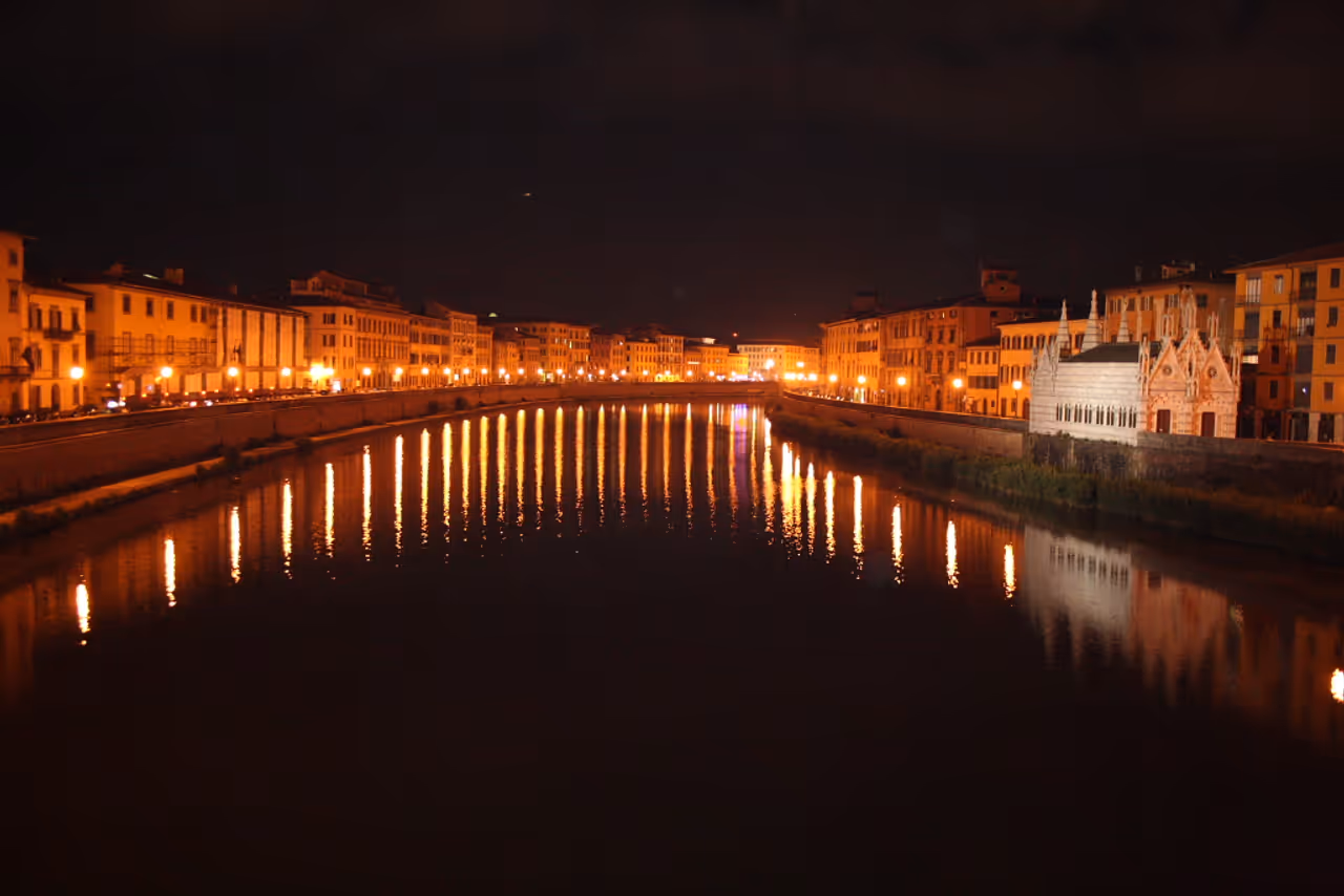 Santa maria della spina at night in Pisa