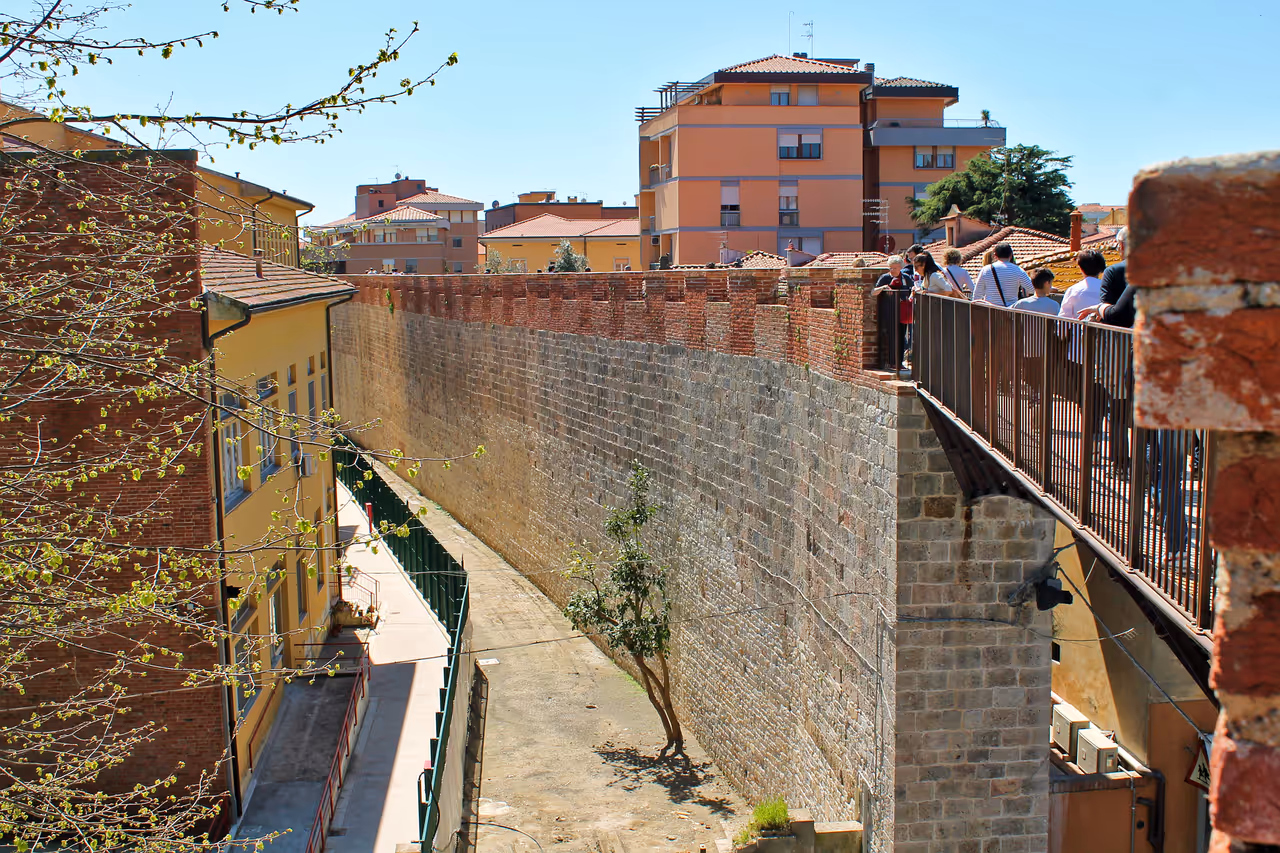 Pisa Walls, seen from above Via San Francesco