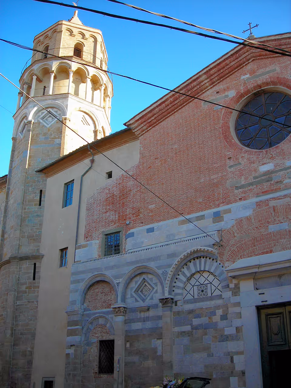 San nicola bell tower in Pisa