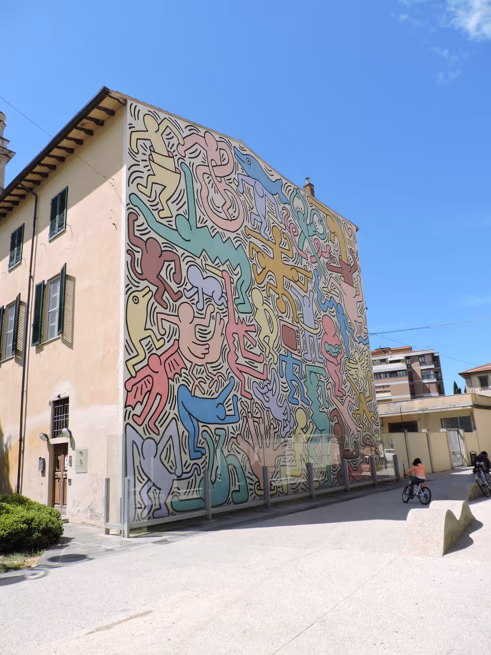 Tuttomondo mural in Pisa