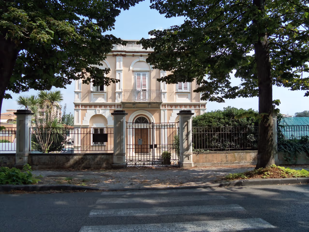 Viale delle piagge in Pisa