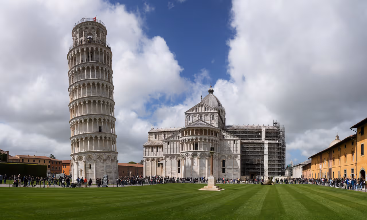 piazza dei miracoli in Pisa