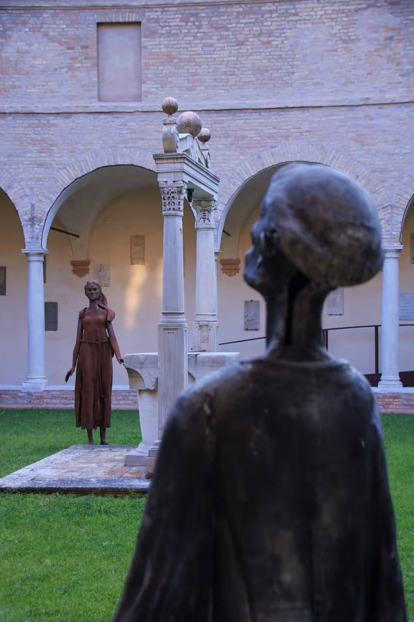 In the footsteps of dante tour in Ravenna