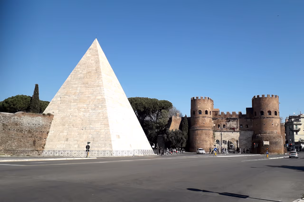 Rome, a view of Piazzale Ostiense with the Pyramid and Porta san Paolo