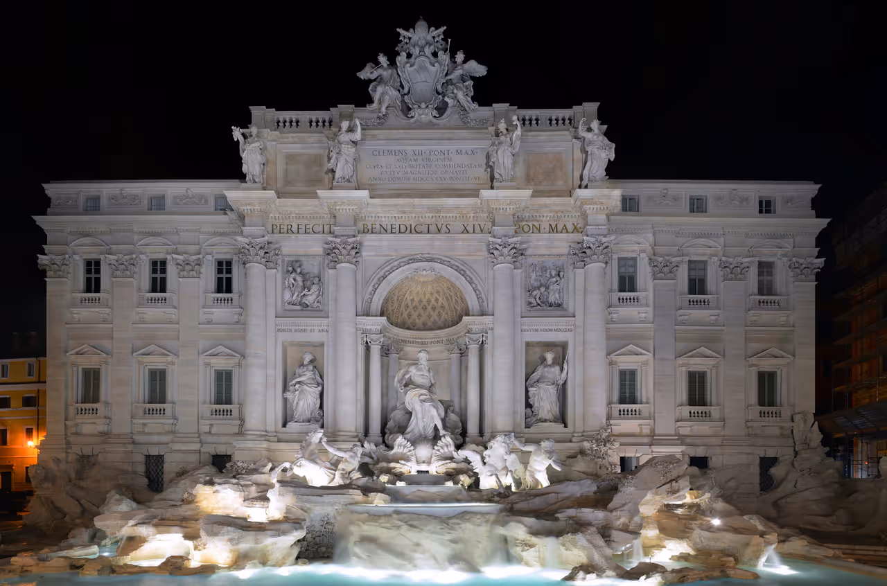 Panorama of Trevi fountain, Rome