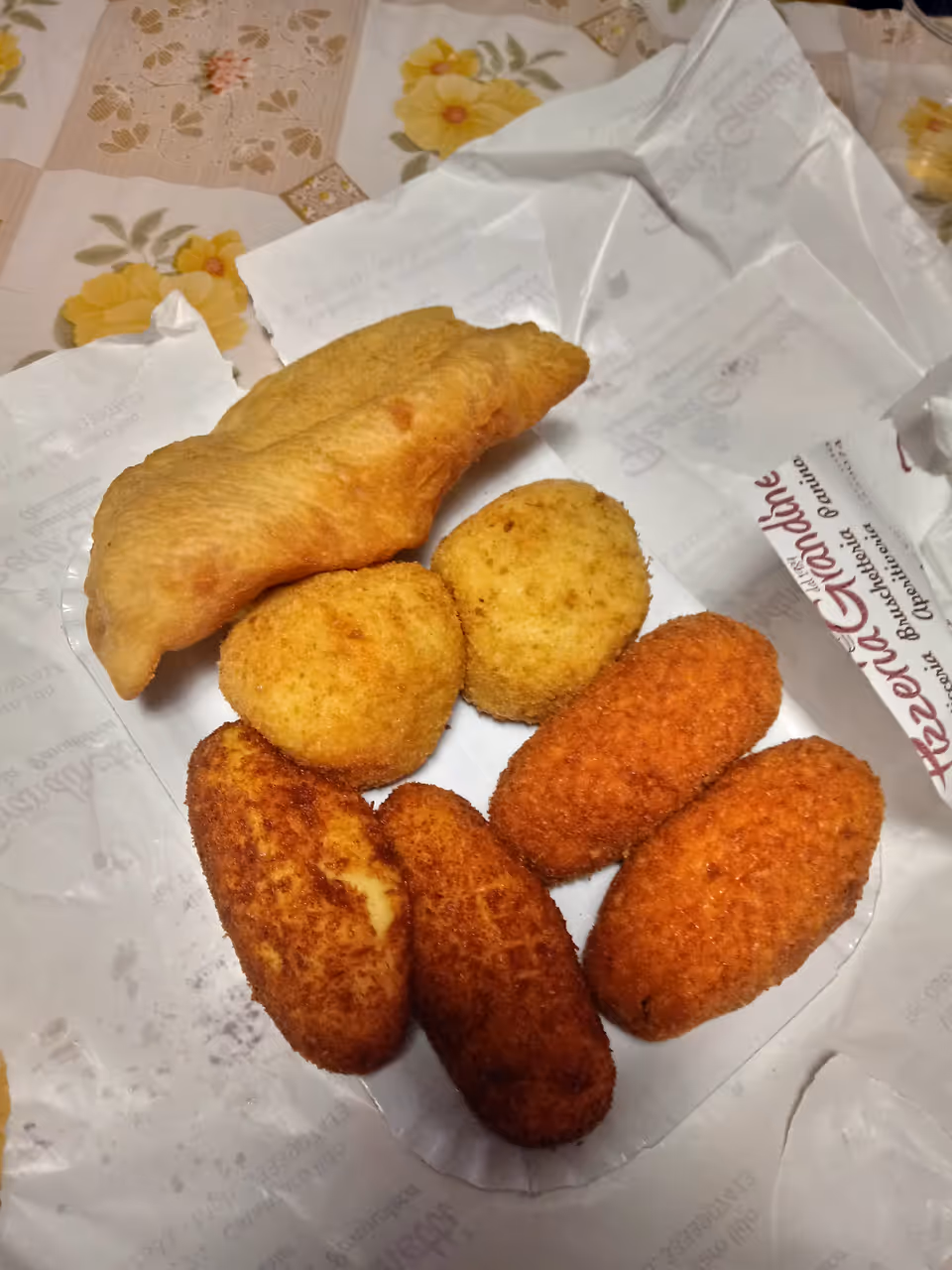 Fried rice balls food in Rome