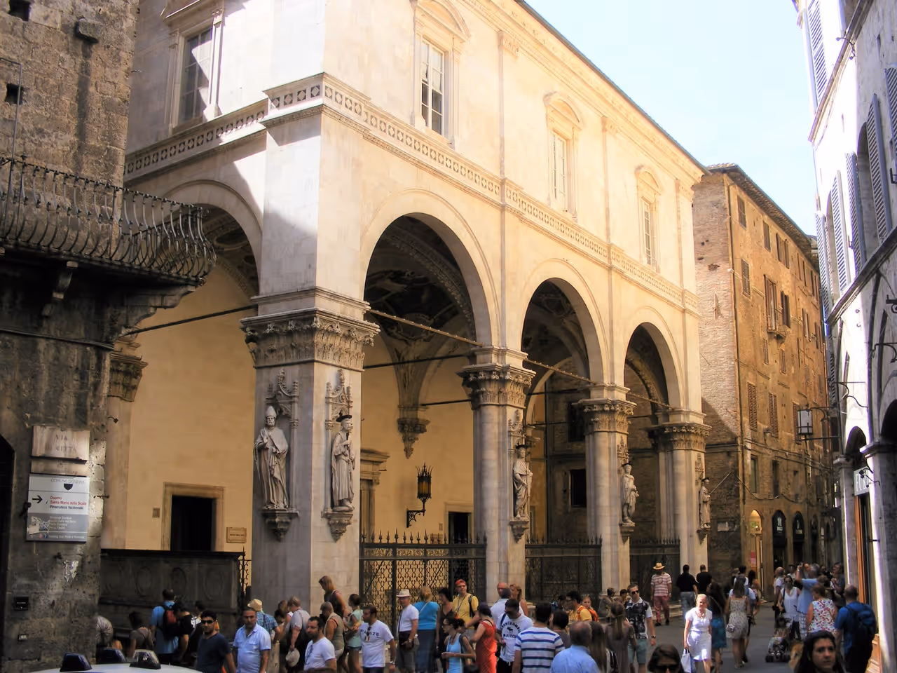 Merchants' loggia in Siena