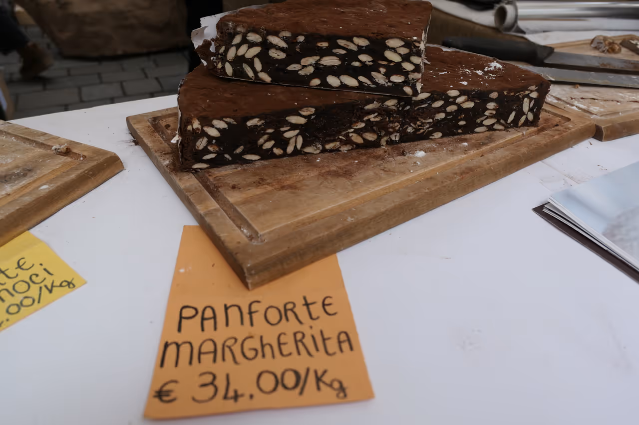 Margherita spiced cake food in Siena