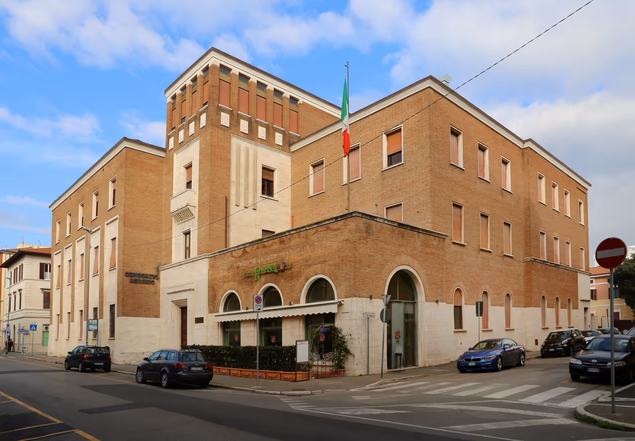 Farmers market at consorzio agrario market in Siena