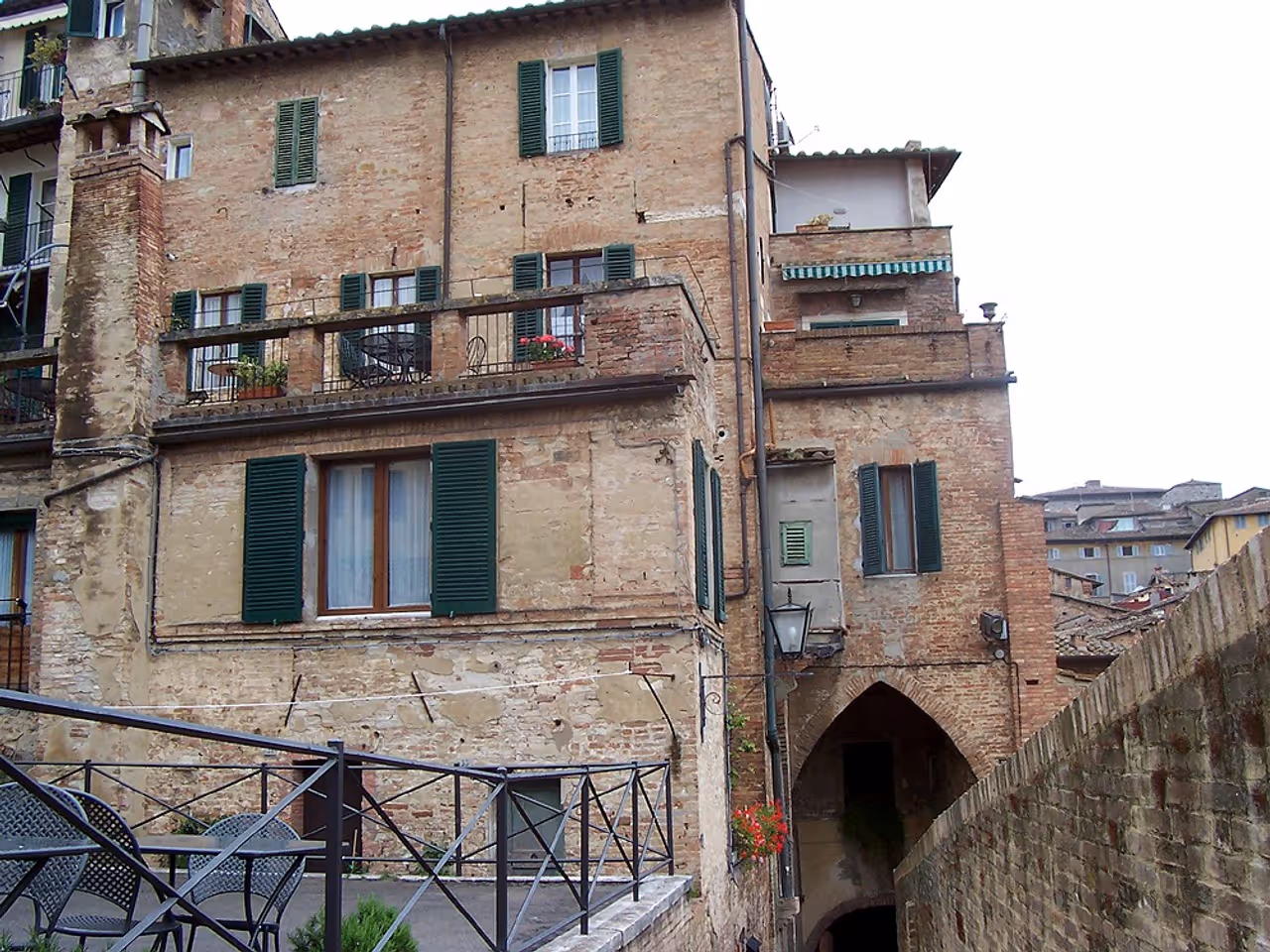 Camporegio terrace in Siena