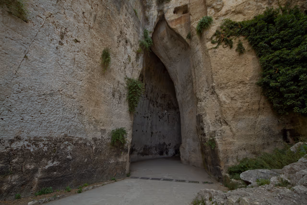 Ear of dionysius in Syracuse