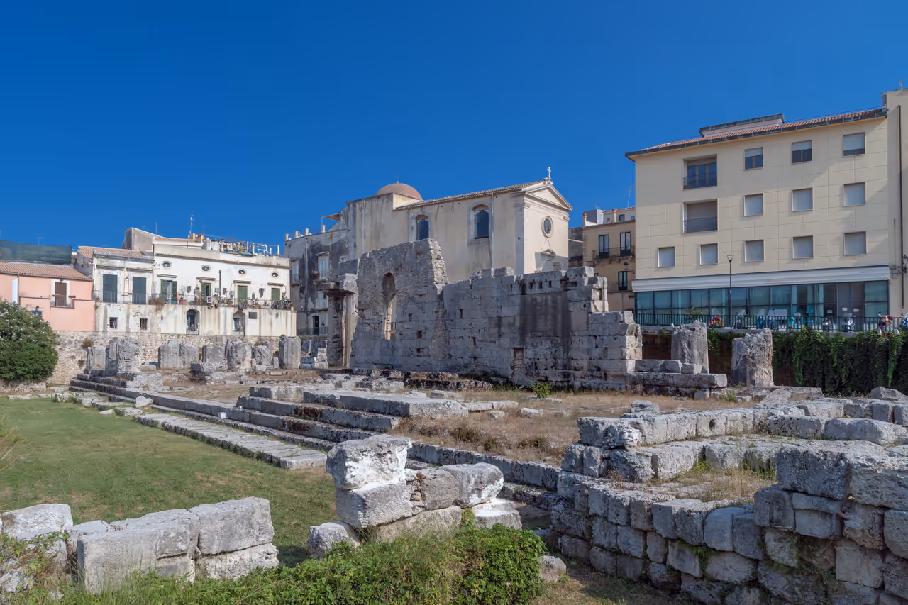 Temple of apollo in Syracuse