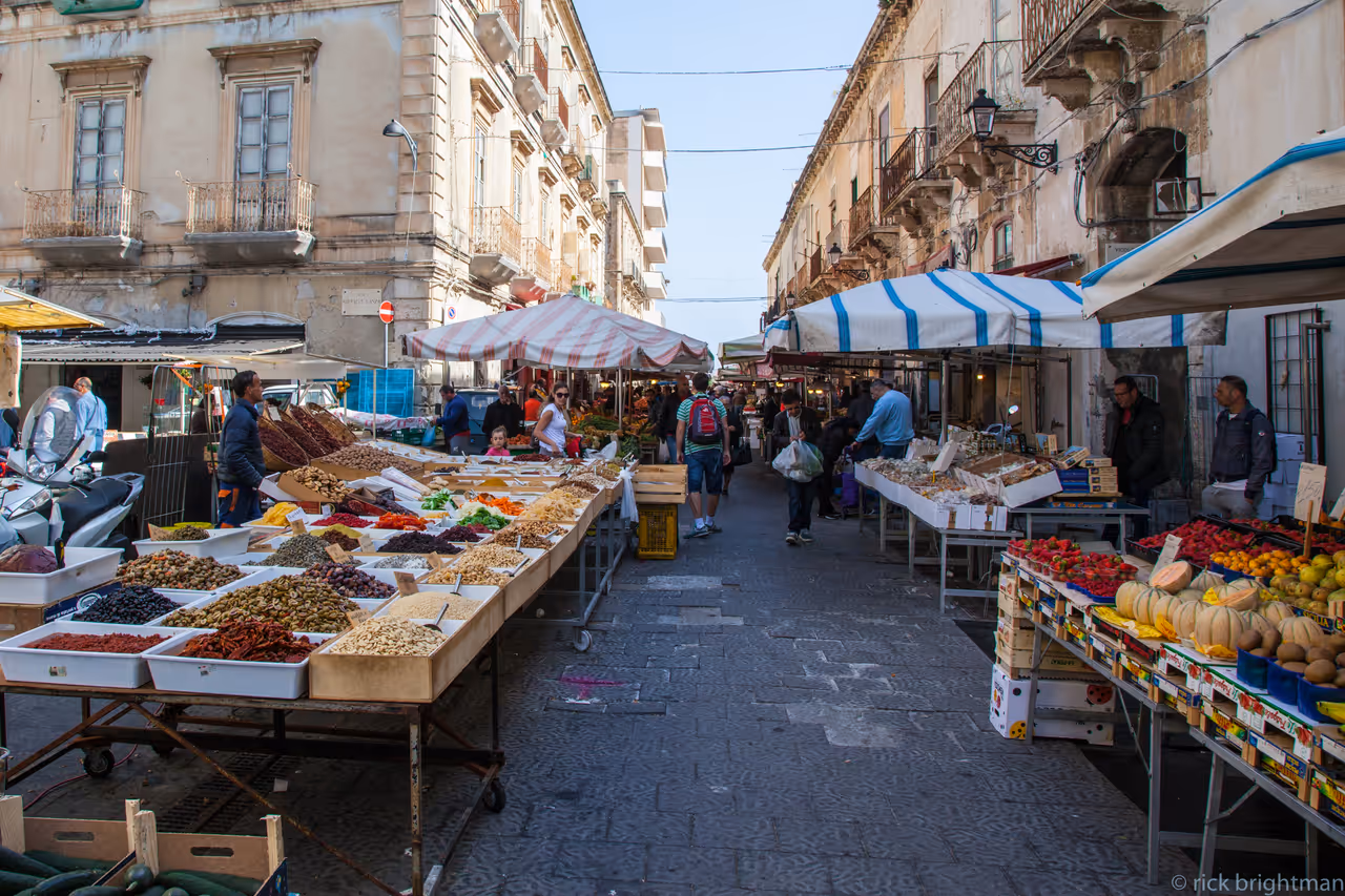 Ortigia street market market in Syracuse