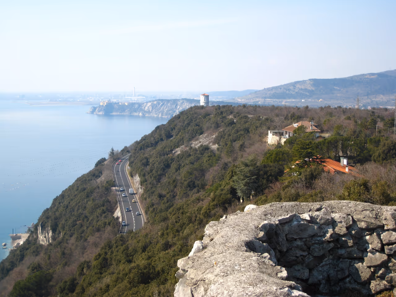 Karst plateau hiking in Trieste